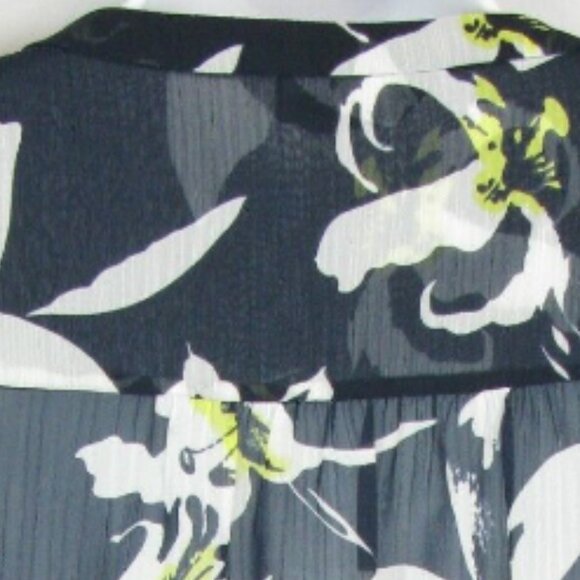 Brand New CLUB MONACO Sheer Textured Navy Floral Print Kimono Sleeve Blouse - Picture 6 of 9